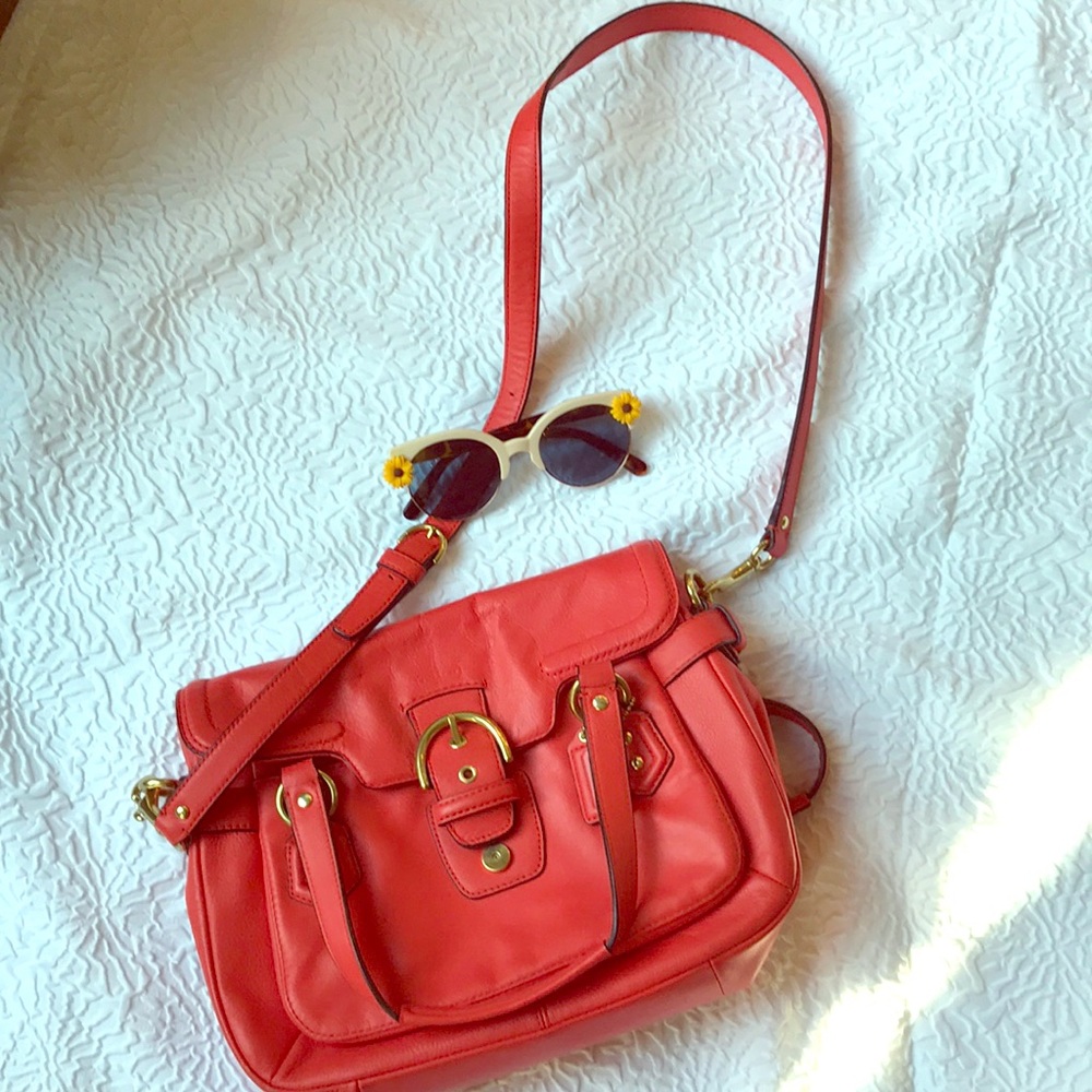 Coach crossbody Orange 🍊 handbag 👜